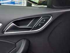 奥迪Q3 2013款 2.0T 35 TFSI quattro豪华型 5座