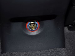 奥迪Q3 2013款 2.0T 35 TFSI quattro豪华型 5座