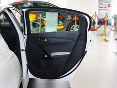 标致508L 2013款 2.3L 自动 罗兰•加洛斯版