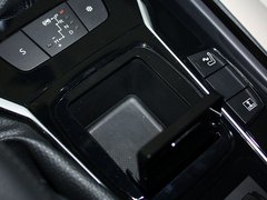 标致508L 2013款 2.3L 自动 罗兰•加洛斯版