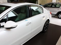 标致508L 2013款 2.3L 自动 罗兰•加洛斯版