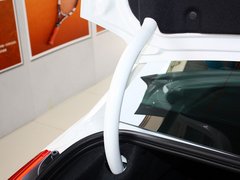 标致508L 2013款 2.3L 自动 罗兰•加洛斯版