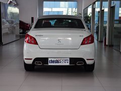 东风标致  2.3L 自动 车辆正后方尾部视角