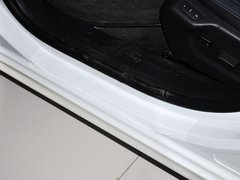 标致508L 2013款 2.3L 自动 罗兰•加洛斯版