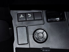 标致508L 2013款 2.3L 自动 罗兰•加洛斯版