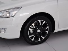标致508L 2013款 2.3L 自动 罗兰•加洛斯版