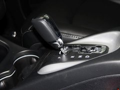 菲跃 2013款 3.6L 自动 智能全驱版7座