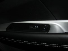 菲跃 2013款 3.6L 自动 智能全驱版7座