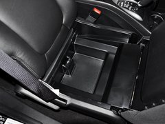 菲跃 2013款 3.6L 自动 智能全驱版7座