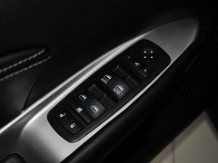 菲跃 2013款 3.6L 自动 智能全驱版7座