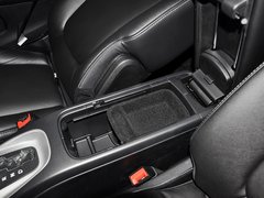 菲跃 2013款 3.6L 自动 智能全驱版7座
