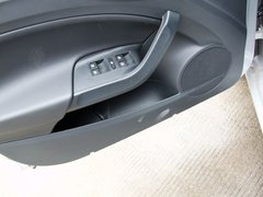 伊比飒 2013款 1.4TSI DCT 5门版FR