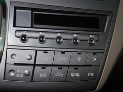 比亚迪M6 2013款 2.4L 手动 尊贵型 7座