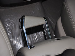 比亚迪M6 2013款 2.4L 手动 尊贵型 7座