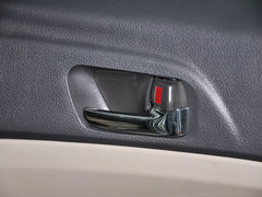 比亚迪M6 2013款 2.4L 手动 尊贵型 7座