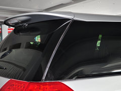 比亚迪M6 2013款 2.4L 手动 尊贵型 7座