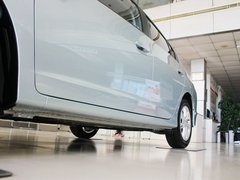 本田Insight 2013款 1.3L 基本型