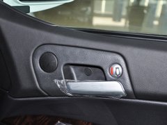 荣威W5 2013款 1.8T 自动 4WD 豪域版 5座