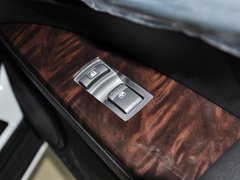 荣威W5 2013款 1.8T 自动 4WD 豪域版 5座