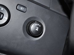 荣威W5 2013款 1.8T 自动 4WD 豪域版 5座