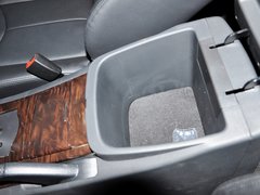 荣威W5 2013款 1.8T 自动 4WD 豪域版 5座