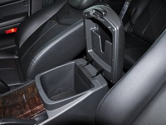 荣威W5 2013款 1.8T 自动 4WD 豪域版 5座