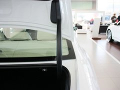 帕萨特 2013款 1.8TSI DSG 御尊版