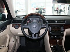 帕萨特 2013款 1.8TSI DSG 至尊版