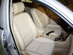 一汽丰田  1.6L 自动 副驾驶席座椅45度特写