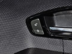 揽胜极光（进口） 2013款 2.0T 自动 5门耀动版 5座