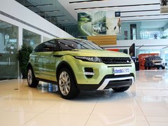 路虎  极光 2.0T AT 车辆右侧45度角