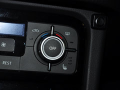 途锐 2013款 V6 3.0TSI 自动 限量奢华版 5座