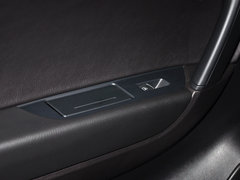 途锐 2013款 V6 3.0TSI 自动 限量奢华版 5座