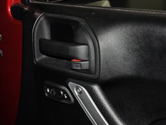牧马人 2013款 3.6L 罗宾汉四门版 4座