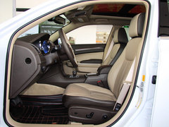 克莱斯勒(进口)  全新克莱斯勒300C 3.6L AT 驾驶席座椅正视图
