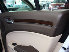 300C 2013款 3.6L 自动 尊崇版