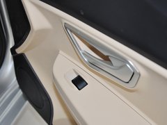 风云2 2013款 掀背 1.5L 手动 锐意版