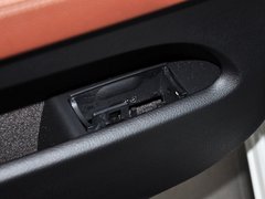 宝马5系GT 2013款 GT 535i 3.0T 领先型