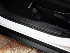 欧蓝德（进口） 2013款 2.0L CVT 两驱运动导航版 5座