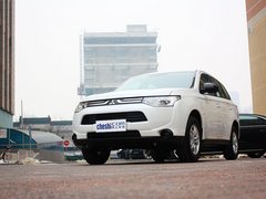 欧蓝德（进口） 2013款 2.0L CVT 两驱运动导航版 5座