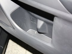 欧蓝德（进口） 2013款 2.0L CVT 四驱都市导航版5座