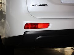 欧蓝德（进口） 2013款 2.0L CVT 四驱都市导航版5座