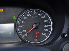 欧蓝德（进口） 2013款 2.0L CVT 四驱都市导航版5座
