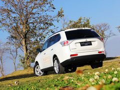 欧蓝德（进口） 2013款 2.4L CVT 四驱豪华导航版 7座