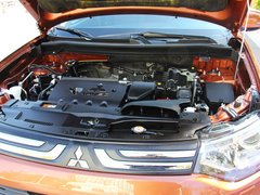 欧蓝德（进口） 2013款 2.4L CVT 四驱豪华导航版 7座