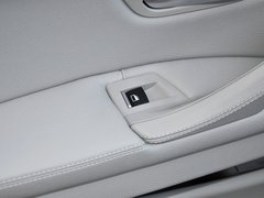 宝马5系(进口) 2013款 530i 3.0L 领先型旅行版