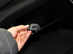 现代胜达 2013款 2.4L 自动 GL 4WD舒适型 5座