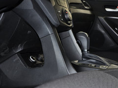 现代胜达 2013款 2.4L 自动 GL 4WD舒适型 5座