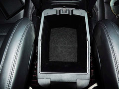 现代胜达 2013款 2.4L 自动 GLS 2WD智能型 5座