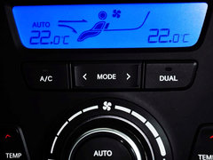现代胜达 2013款 2.4L 自动 GLS 2WD智能型 5座